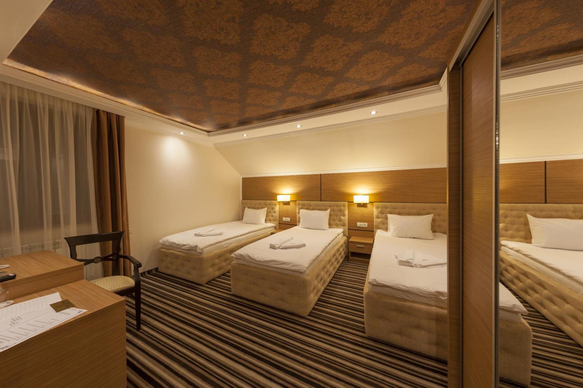 Allegria Hotel Alba Iulia Værelse billede