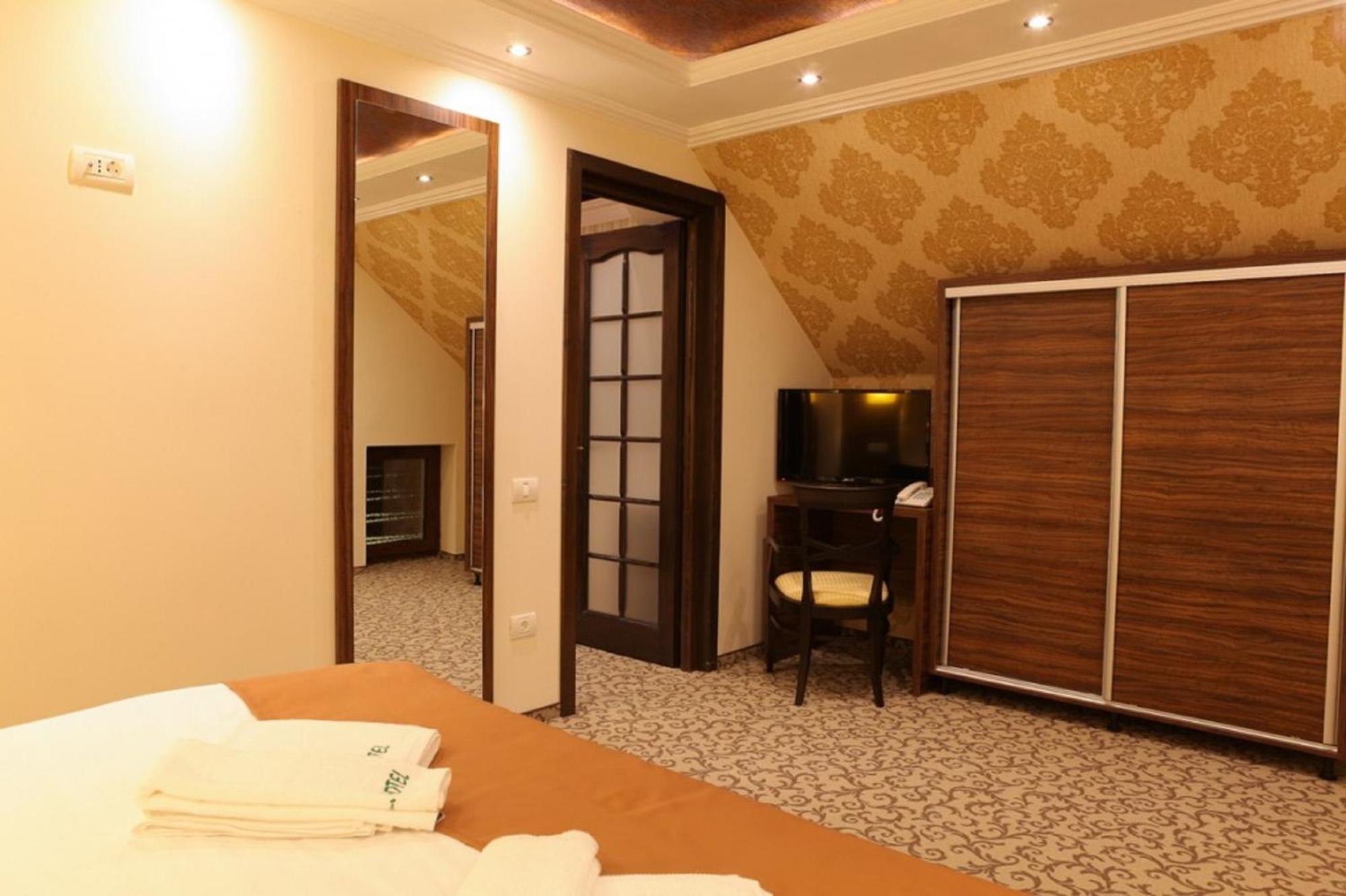Allegria Hotel Alba Iulia Værelse billede